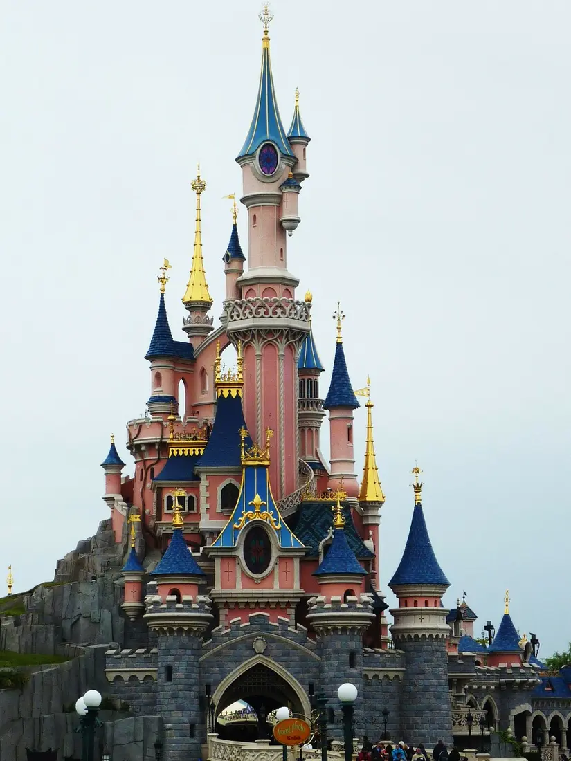 Bons plans pour un séjour pas cher à Disneyland Paris
